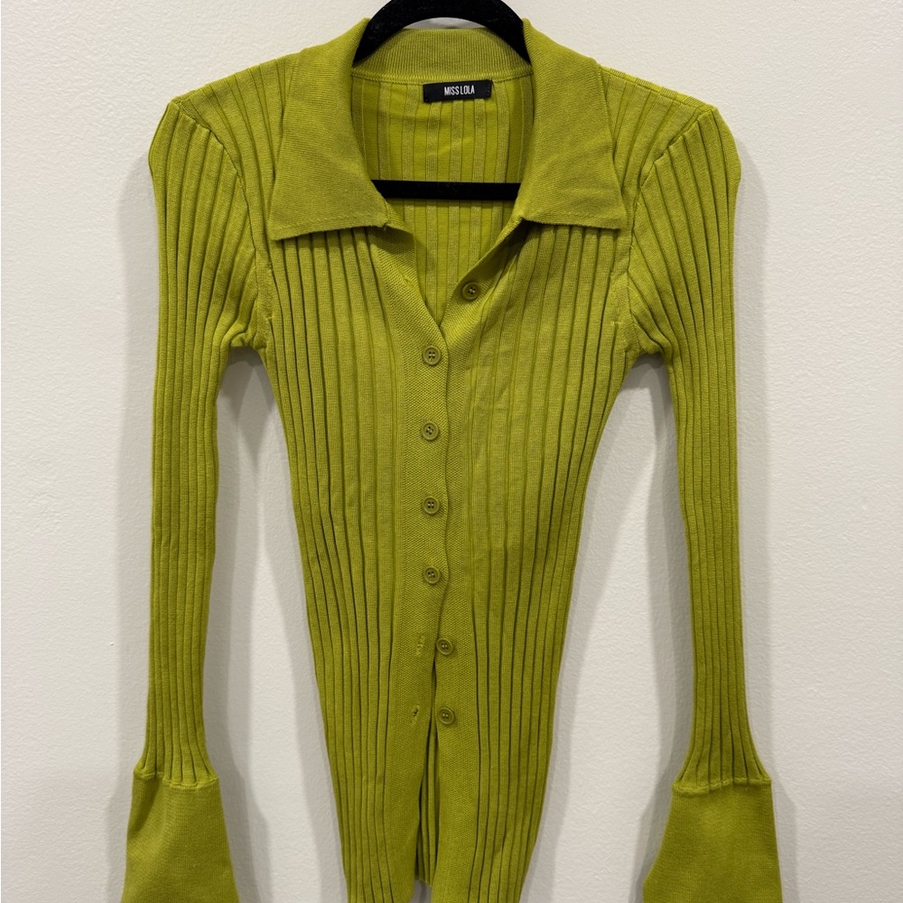 Miss Lola Green Sweater Top Size Medium